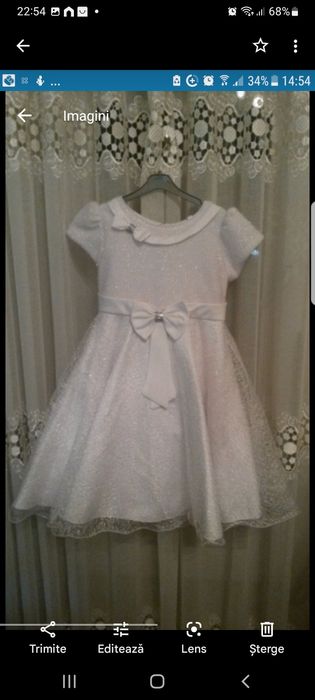 Rochie alba                        .