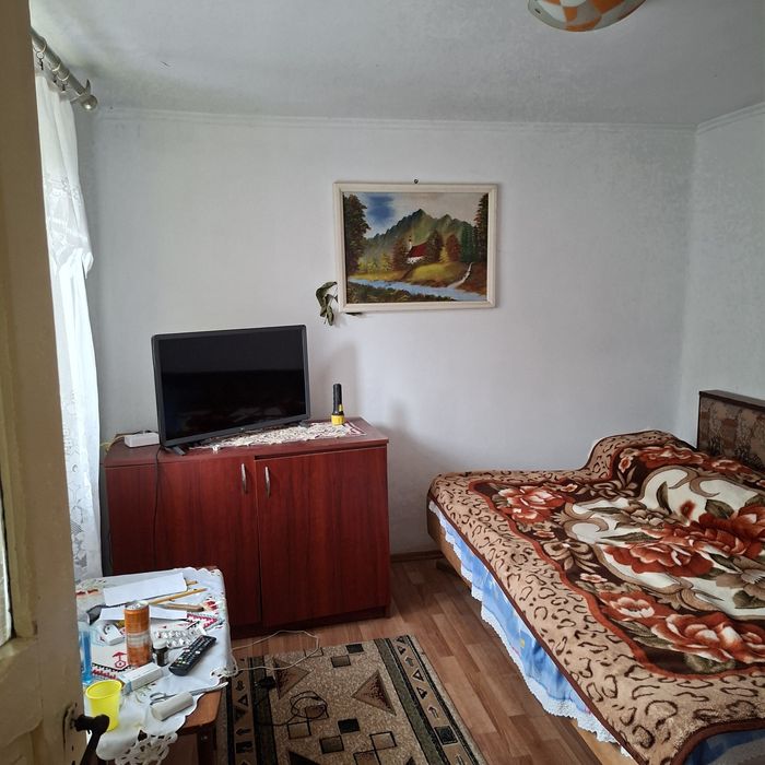 Casa batrineasca de vinzare