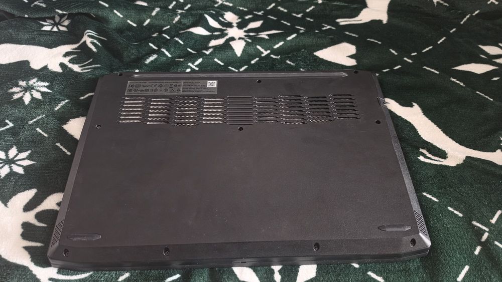 Laptop Gaming Lenovo