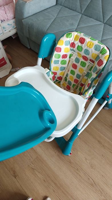 Продам стульчик для кормления