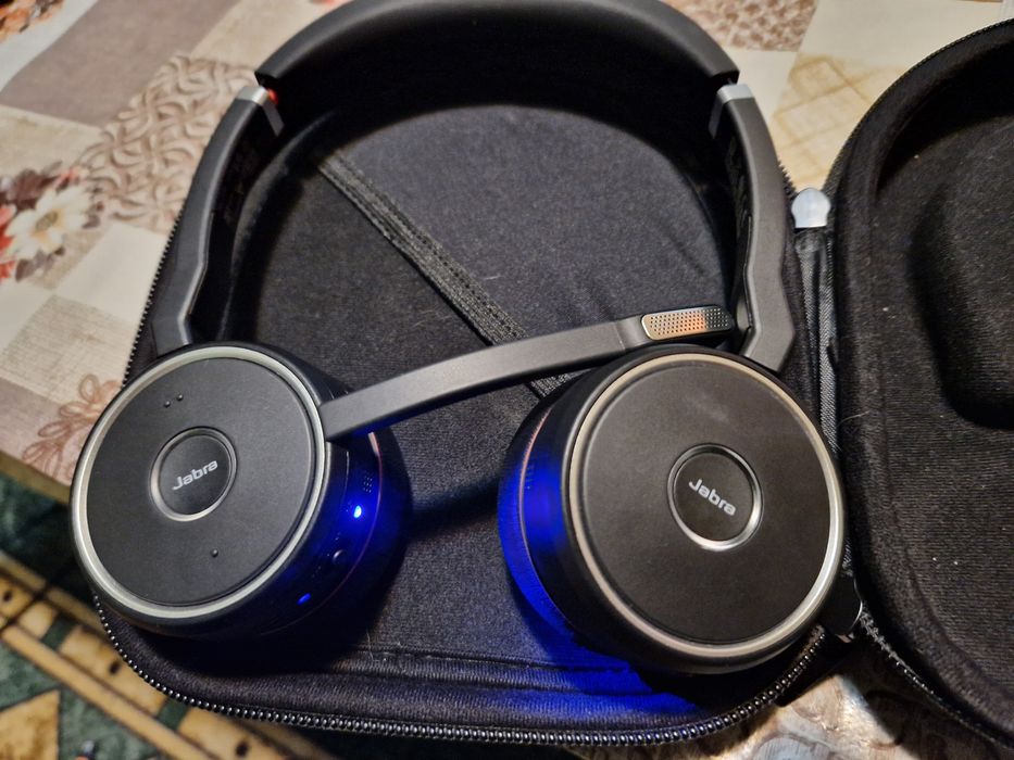 Блутут слушалки Jabra 75