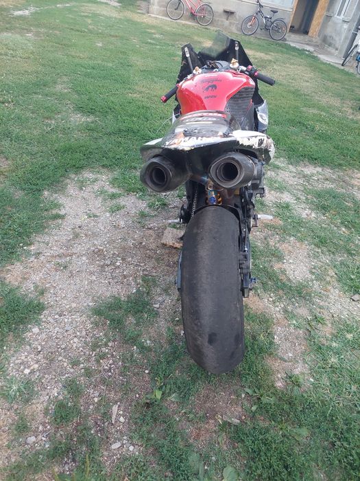 Vand Piese Yamaha YZF R1     2006