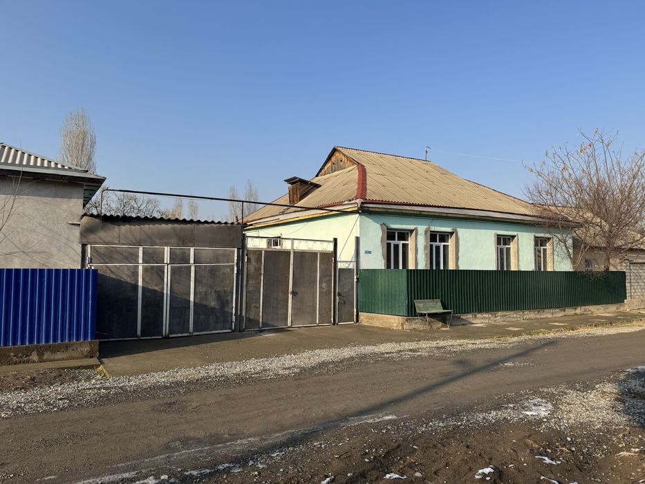 Уй сотилади, Камсамолда. Гулистон тумани