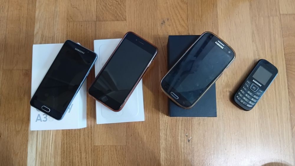 Продам телефоны на запчасти