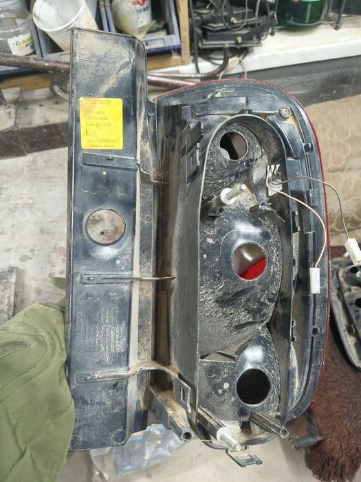 Задний левый фонарь Рено Дастер 2