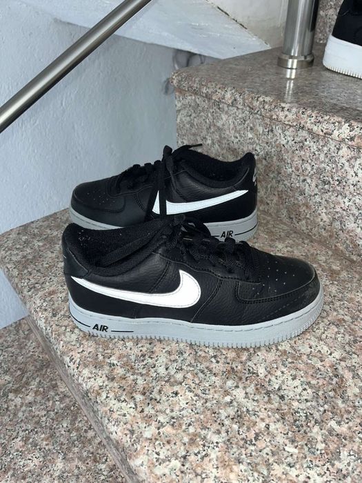 Спортни маратонки Nike Air Force