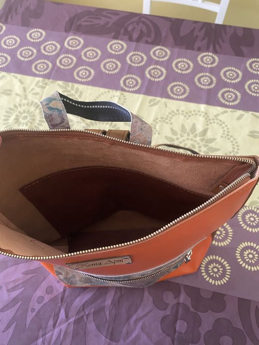 Дамски Чанти и Ранички