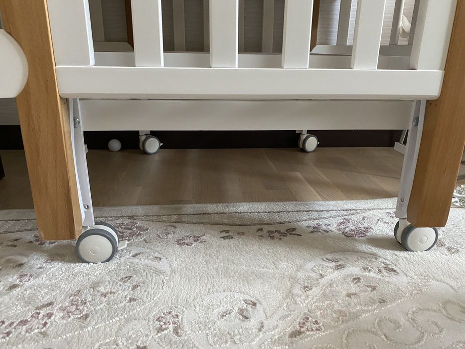 Детская кроватка,