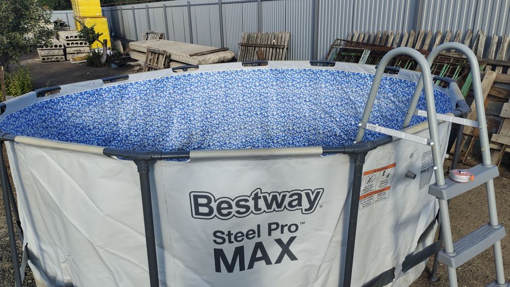 Бассейн  для купания