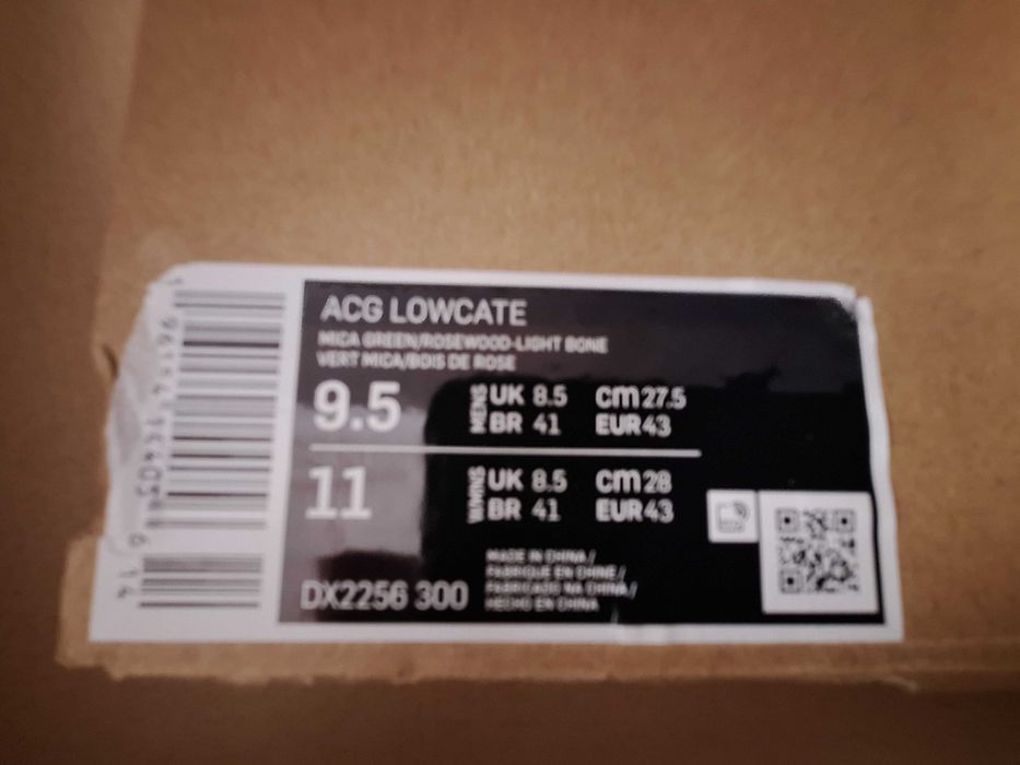 Чисто нови мъжки маратонки  NIKE ACG Lowcate