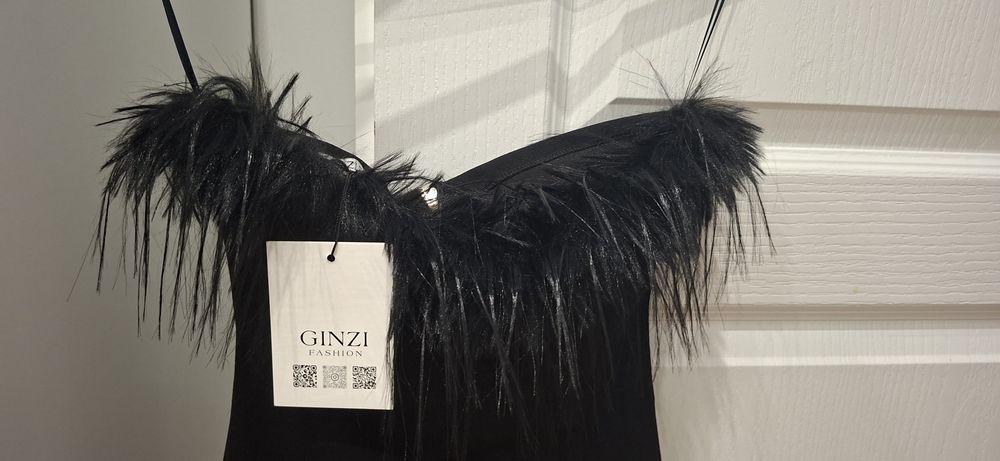 Дамска рокля черна