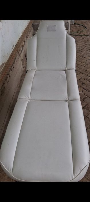 Косметолог кушеткаси