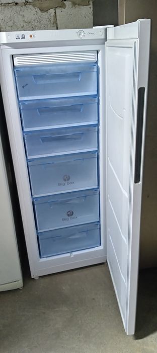 Морозильник  Позис.