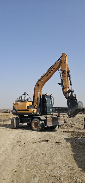 doosan 210 w 2017 yil hundai 145 w 2017 yil