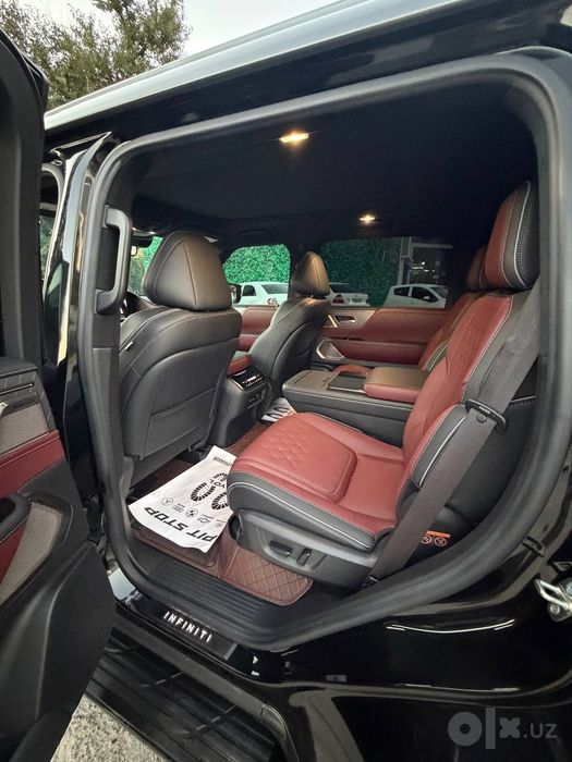Infiniti QX80. 2025 Restayling