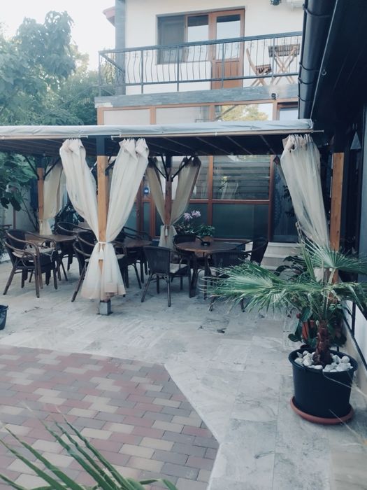 Vila Rosu Costinesti