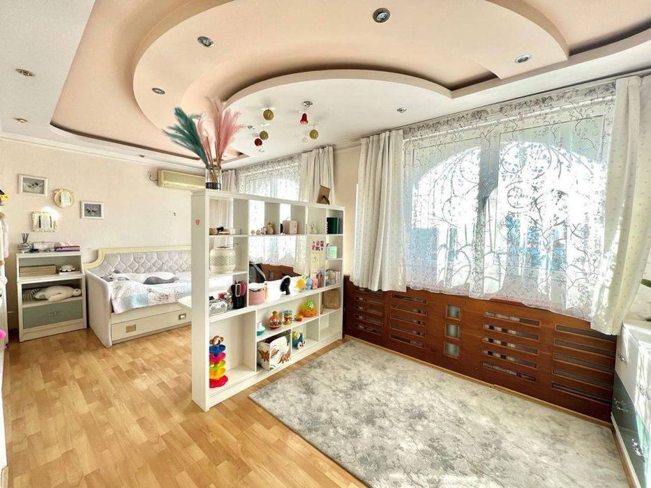 Шох мед Ойбек продаётся банковская квартира