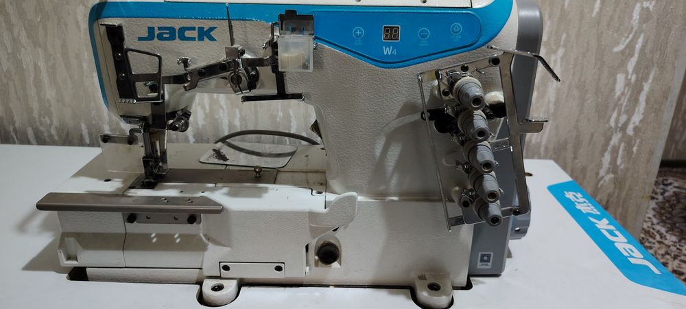 Jack w 4 rashma  bika boladi