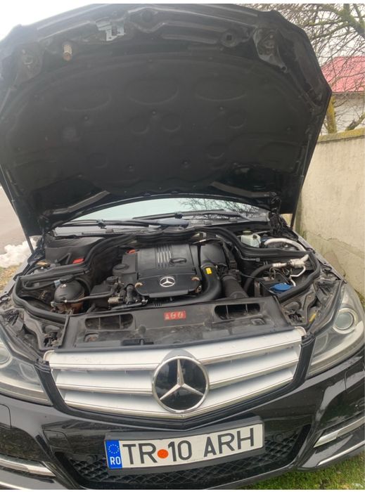 Mercedes Benz  C200