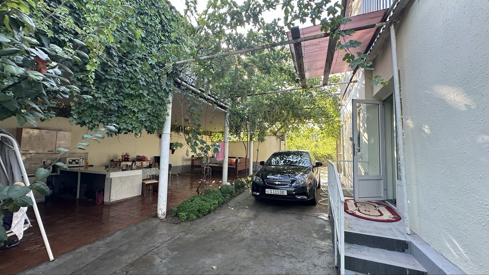 Dacha sotiladi прадаётся дача
