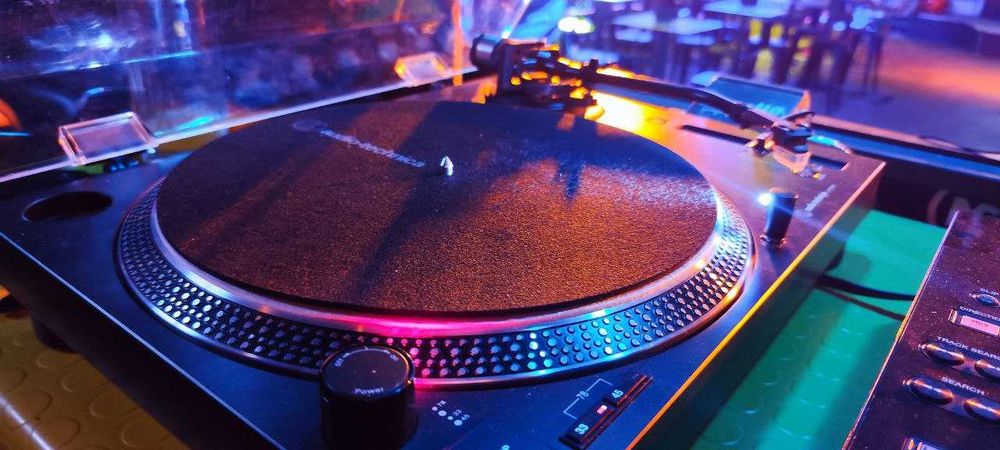 Грамофон AudioTechnica AT-LP120-USB DJ разопакован