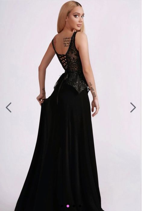 Официлана рокля Loretti