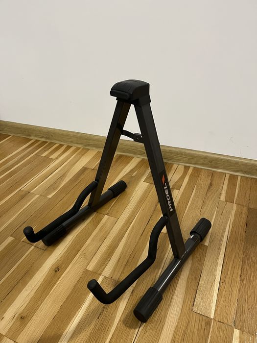 Комплект китара, кубе и аксесоари