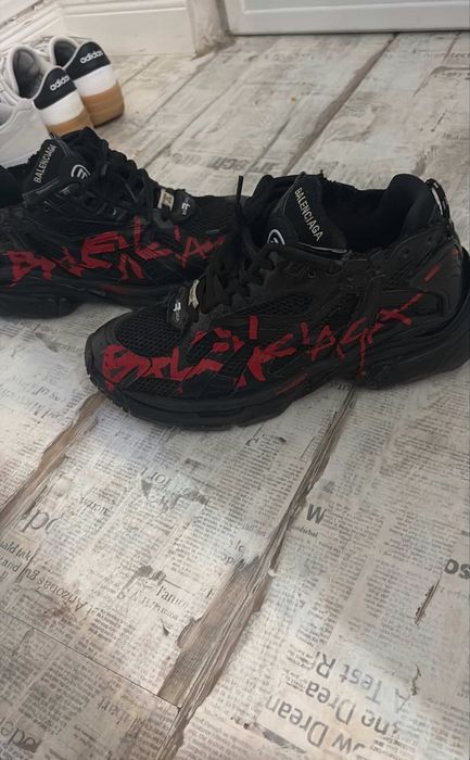 Vand Balenciaga Runner Grafitti