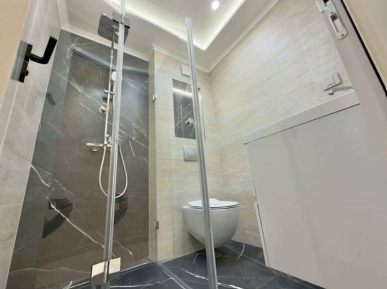 Дава се под наем Тристаен апартамент в София, Люлин 10 - 91 кв.м за 916.47 € - Снимка #7