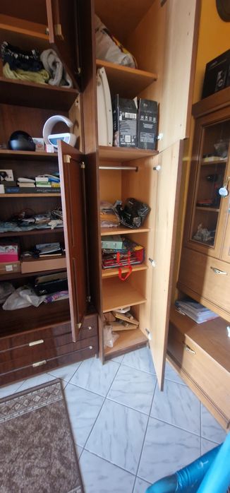 Продавам Ретро Секция