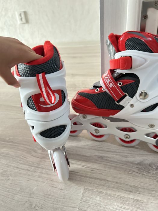 Продам Роликовые коньки