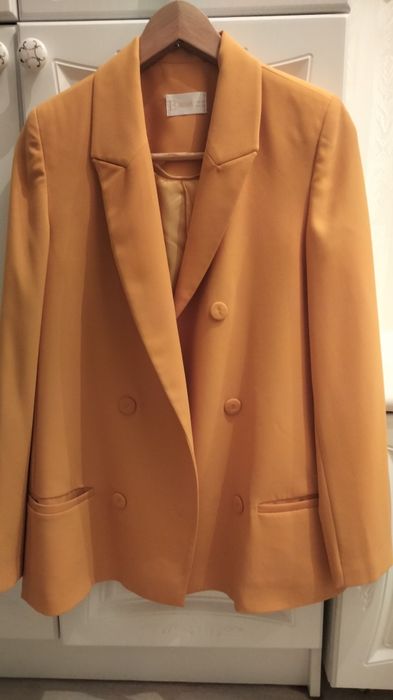 Пиджак от бренда EQ Moda