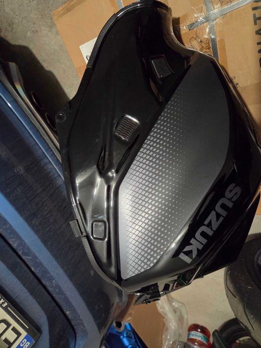Резервоар за Suzuki GSX-S1000 2025