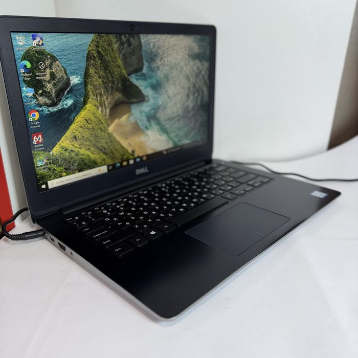 Ноутбук Dell Vistro 5370