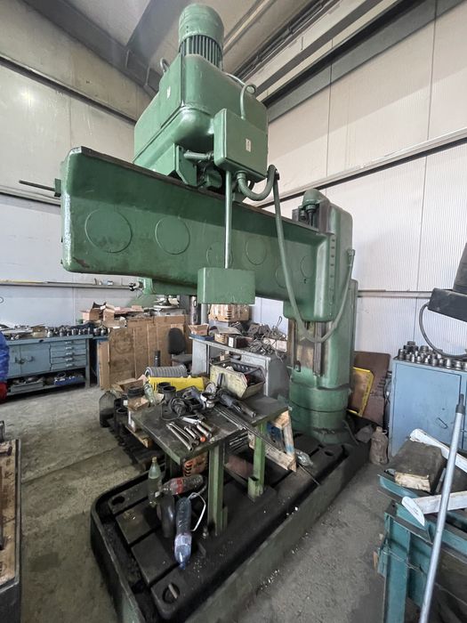 Радиална бормашина Елпром