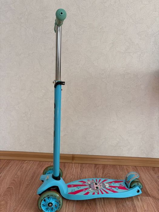 Продам самокат детский