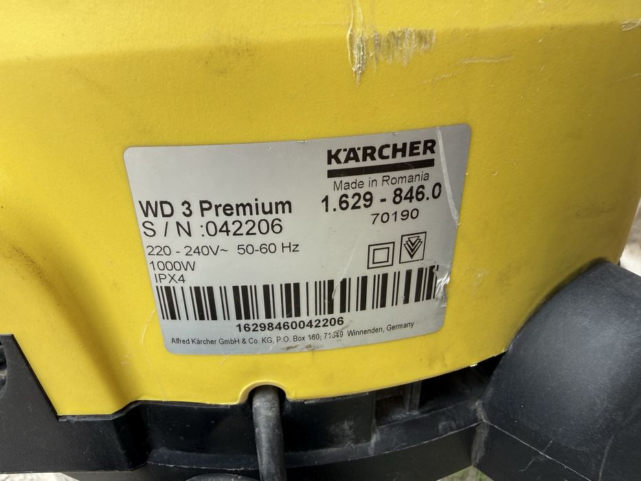 * Karcher WD3 Premium в хорошем рабочем состоянии