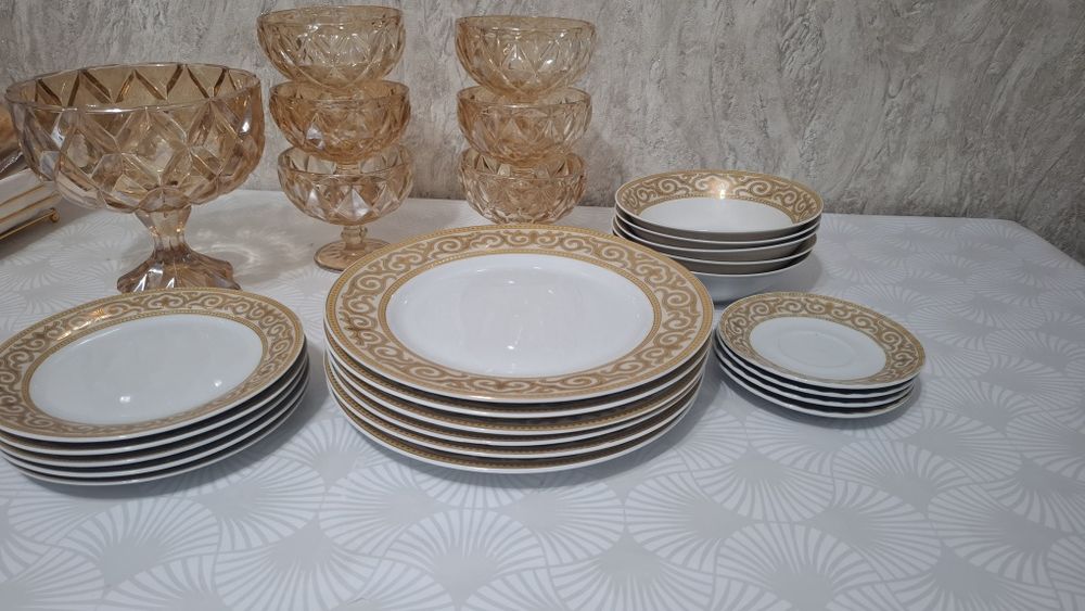 Продам набор посуды