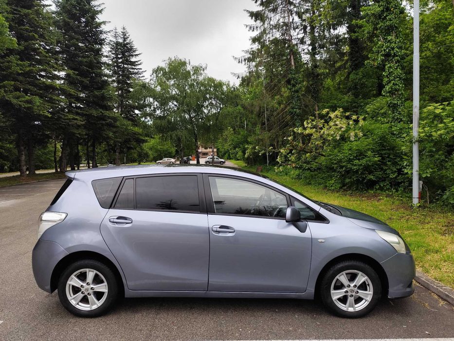 Toyota Verso 2.0 D4D, 2010 г., Пълна сервизна история