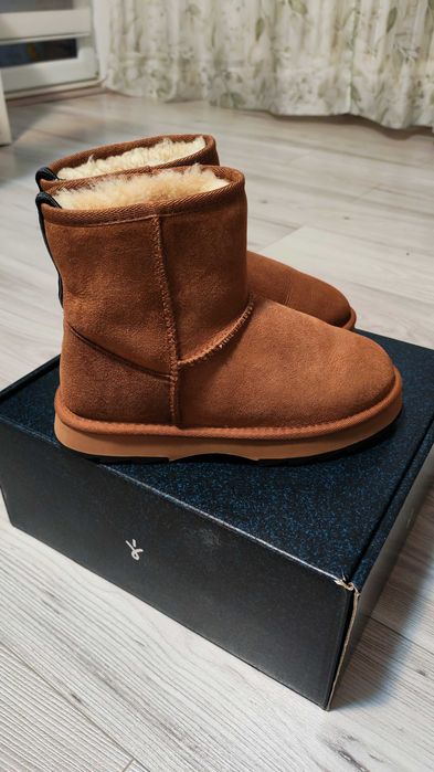 Ghete dama EMU Australia Sharky Mini Chestnut
