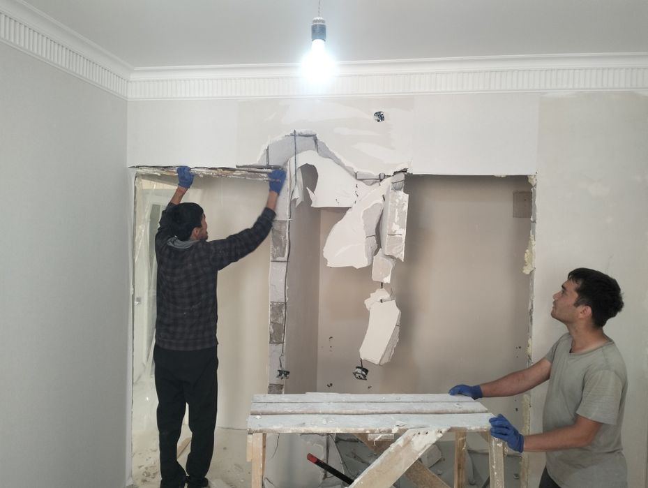 Демонтаж стен перегородок и кафеля уборка вывоз мусора