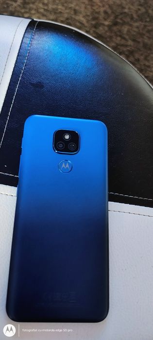 Telefon Motorola E7 +
