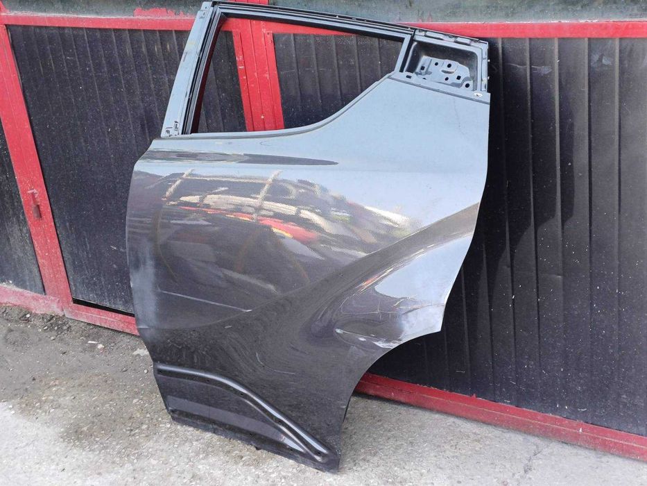 врата задна лява Toyota CH-R 2016-2023 г. #1006V