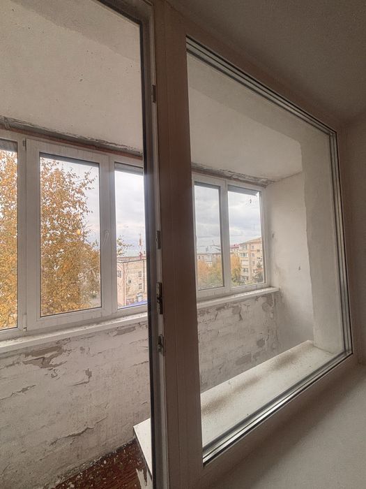 Продам 2 комн квартиру.Бэст
