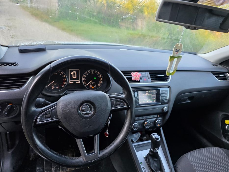 Autoturism  Skoda Octavia 2015