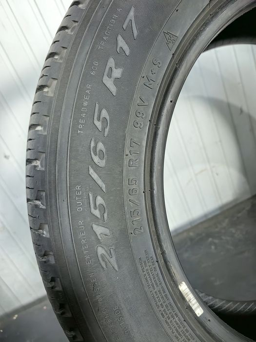 o buc 215/65R17 Pirelli 2022 deal inside stare foarte buna