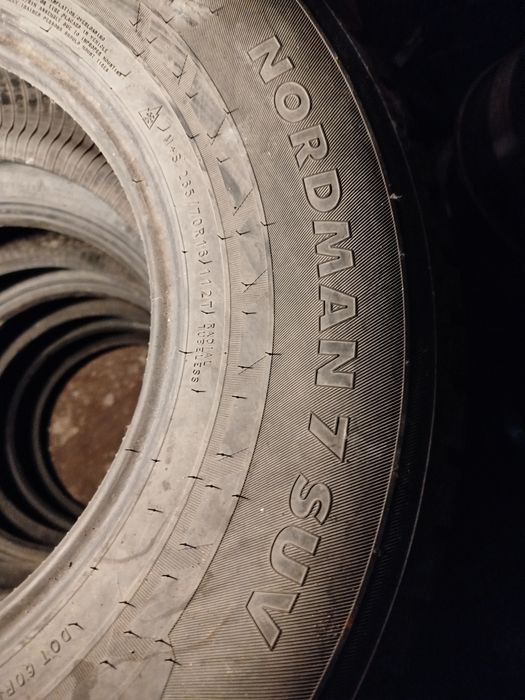 Продам комплект шин