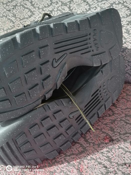 Маратонки Nike 40 номер