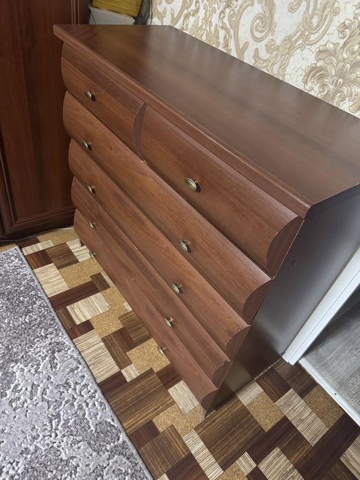 Продам комод , в хорошем состоянии