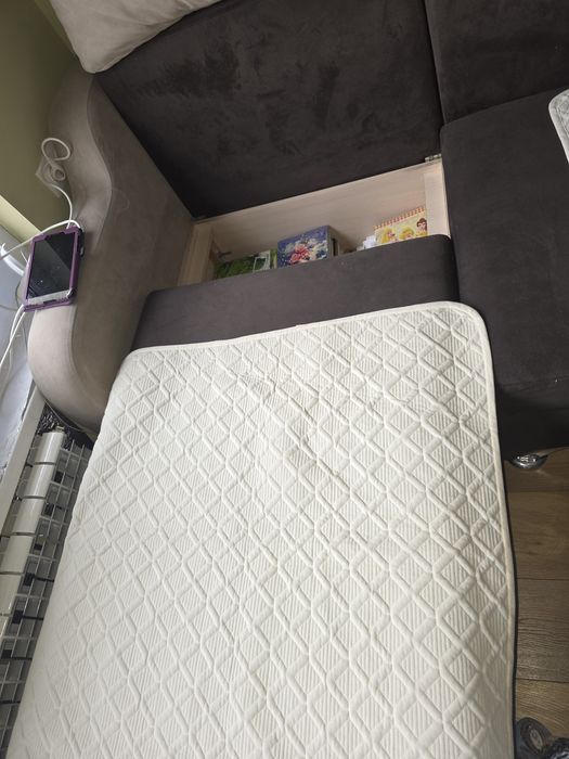 Диван угловой раздвижной